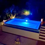 Armoniahousesuites 公寓 Peritheia