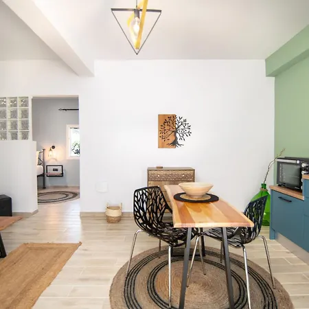 Armoniahousesuites Apartmán Peritheia