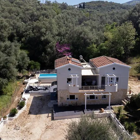 Armoniahousesuites Apartment Peritheia