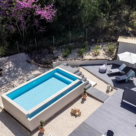 Lägenhet Armoniahousesuites Peritheia